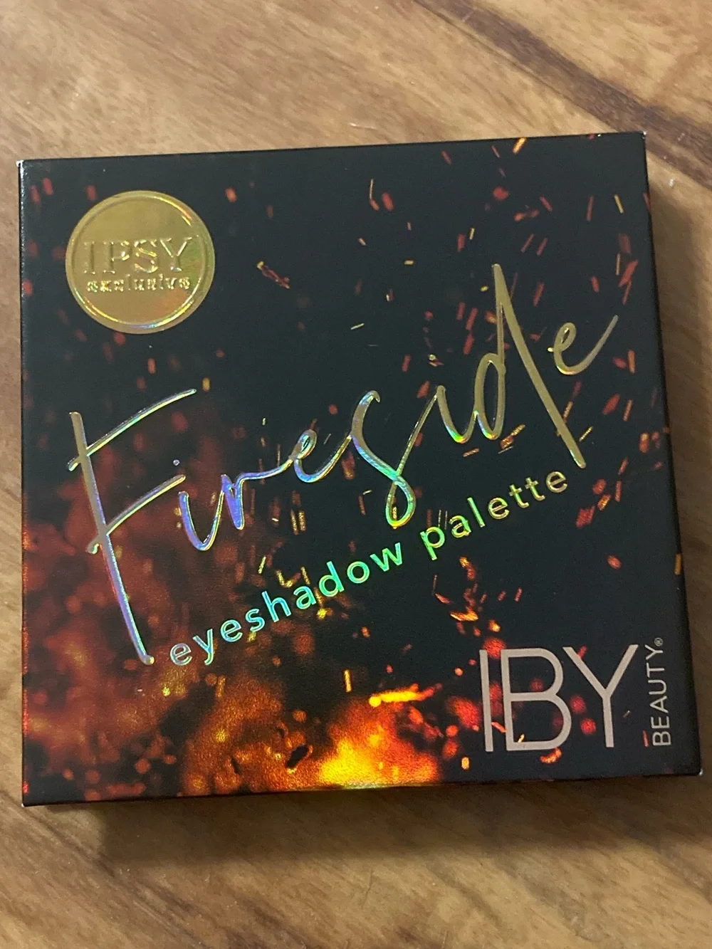 IBY BEAUTY Fireside Eyeshadow Palette - 9 shades - NEVER USED/SWATCHED